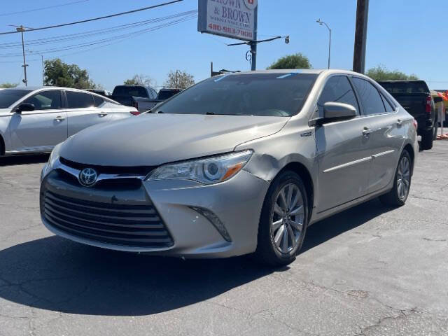 Used 2017 Toyota Camry XLE w/ Moonroof Package FWD image 7