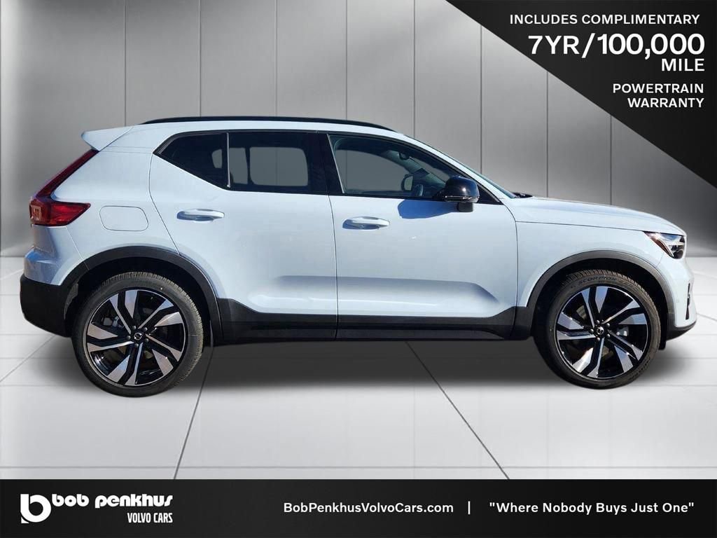 New 2026 Volvo XC40 B5 Ultra w/ Climate Package image 27