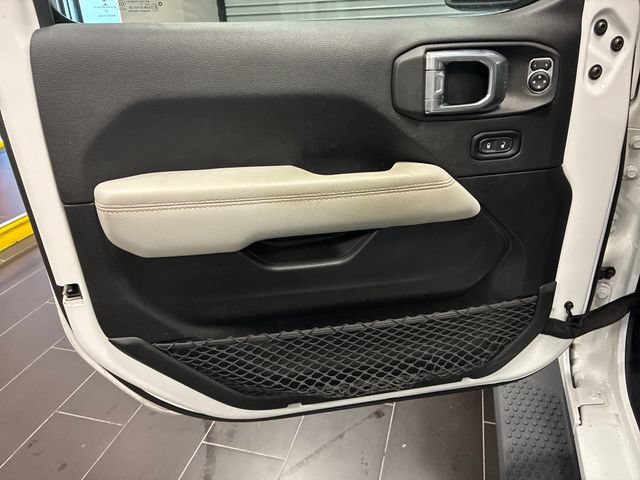 Used 2021 Jeep Wrangler Unlimited Sahara AWD/4WD image 10
