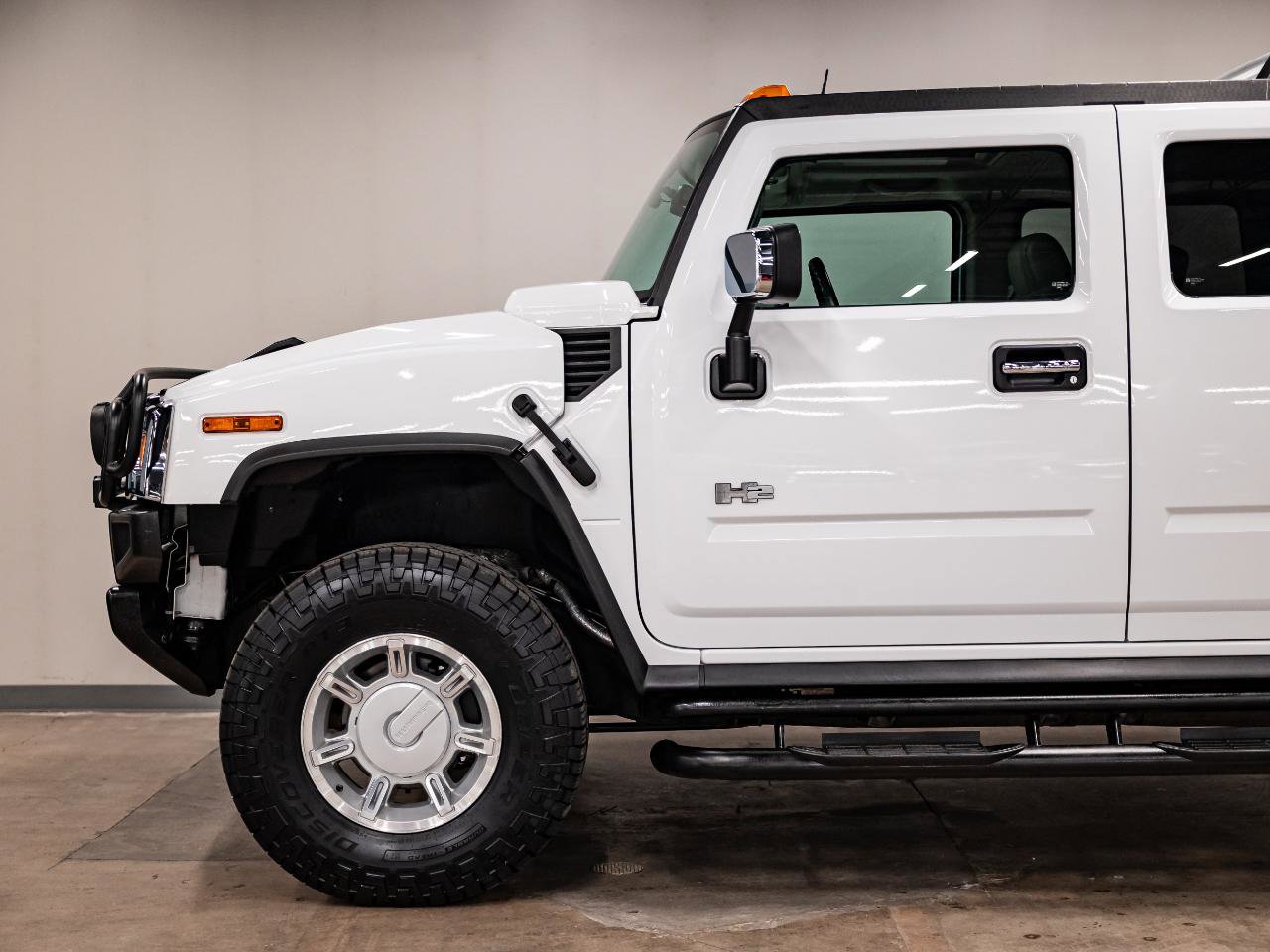 Used 2003 HUMMER H2 w/ Preferred Equipment Group image 24