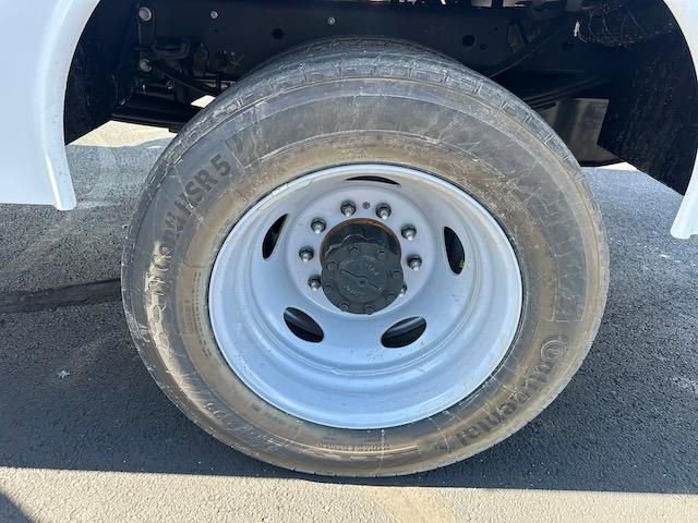 New 2024 Ford F450 XL w/ Snow Plow Prep Package AWD/4WD image 38