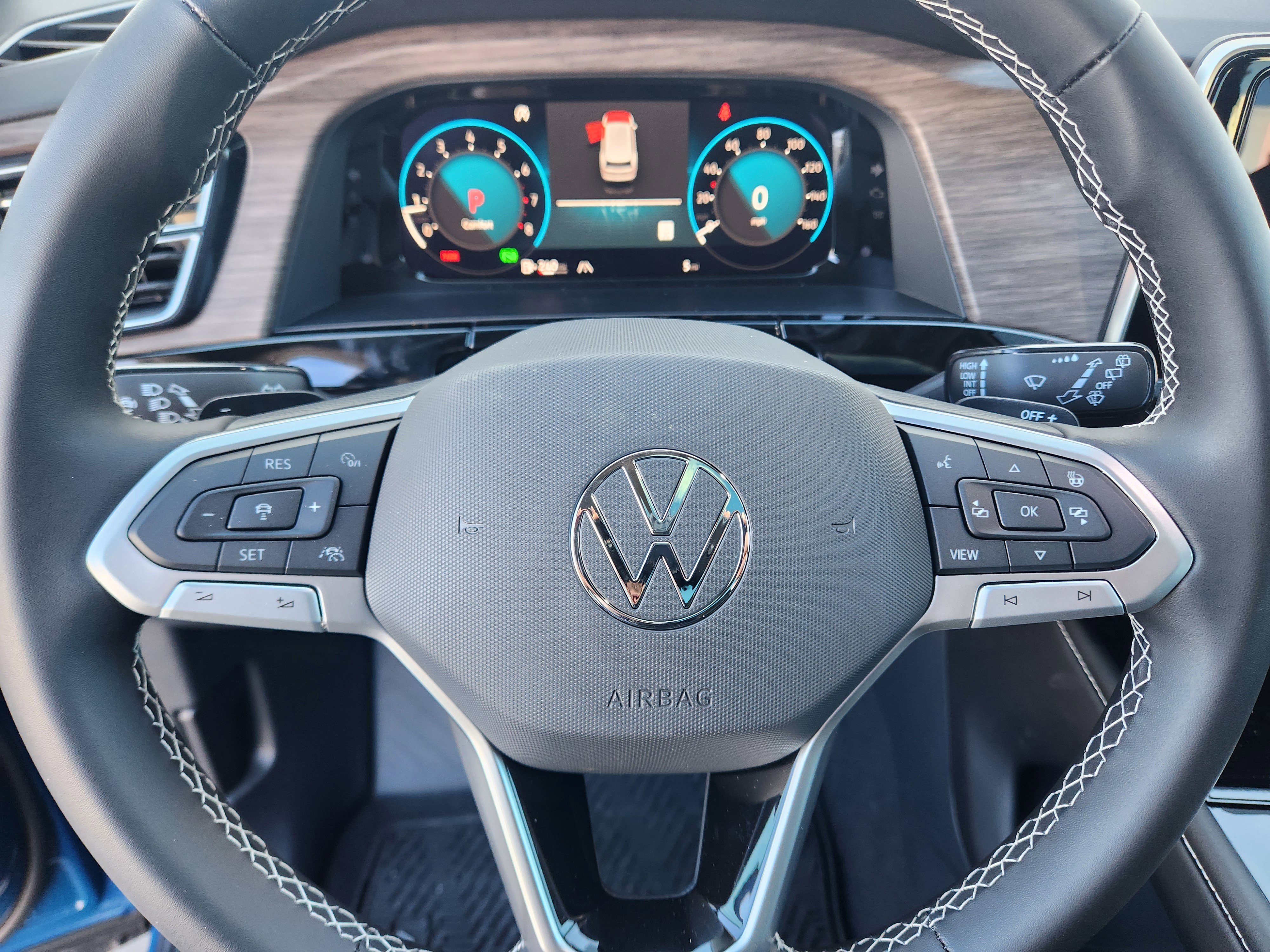 New 2026 Volkswagen Atlas SEL image 10