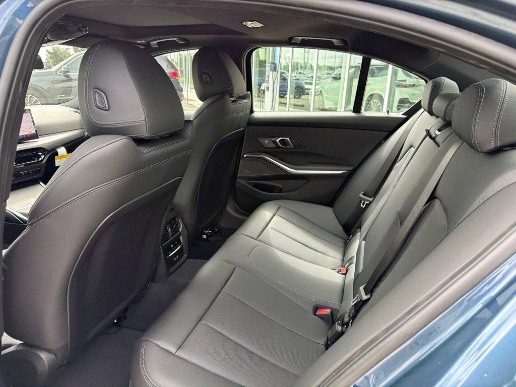 New 2026 BMW 330i Sedan w/ M Sport Package RWD image 26