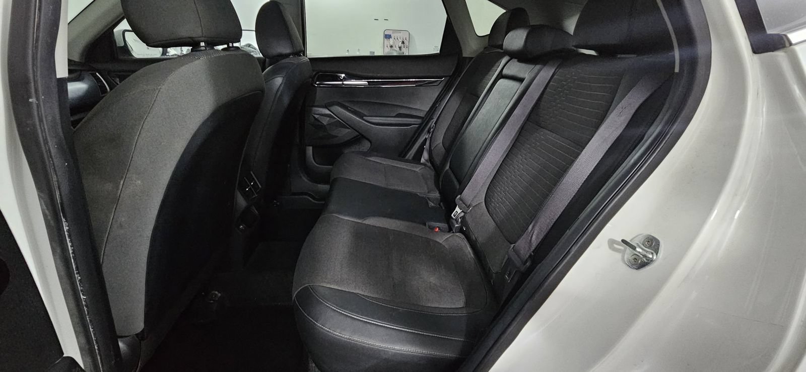 Used 2022 Kia Seltos S FWD image 16