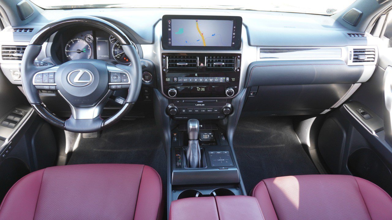 Certified 2023 Lexus GX 460 Premium w/ Premium Package AWD/4WD image 31