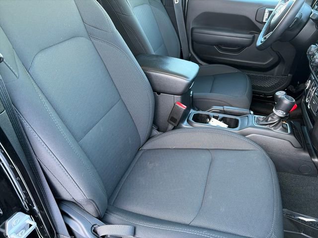 Used 2022 Jeep Gladiator Sport image 35