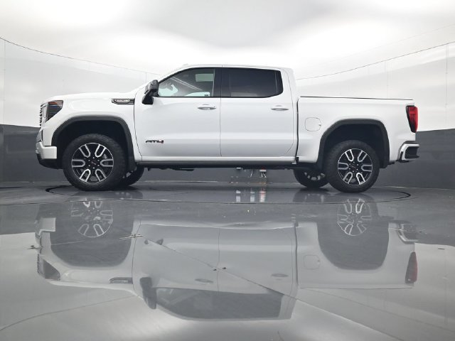 Used 2023 GMC Sierra 1500 AT4 w/ AT4 Premium Package AWD/4WD image 28