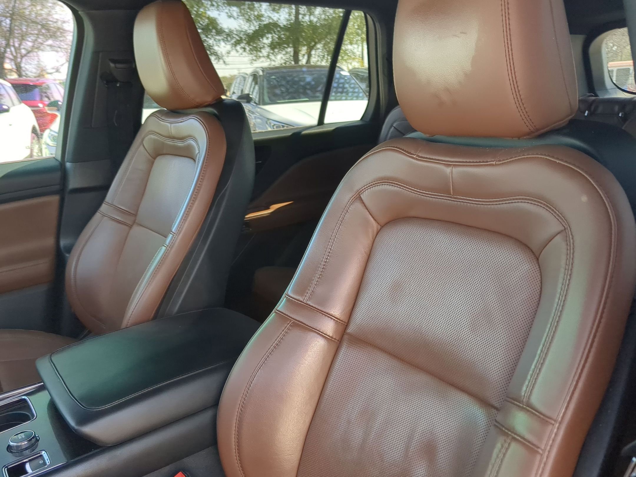 Used 2021 Lincoln Aviator Reserve w/ Elements Package Plus image 10