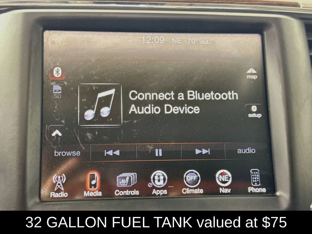 Used 2015 RAM 1500 Laramie w/ Convenience Group AWD/4WD image 18