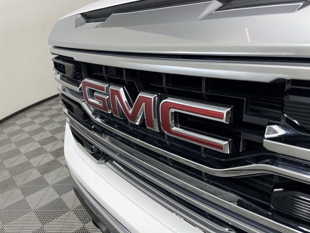 Used 2025 GMC Sierra 1500 SLT image 30