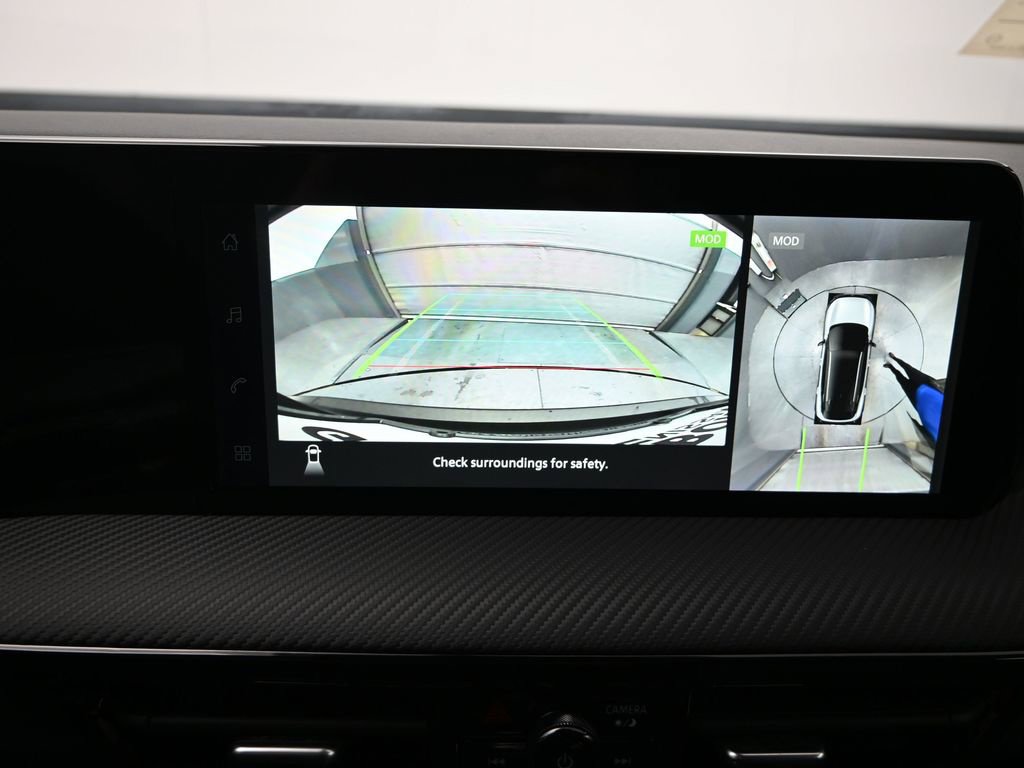 Certified 2026 Nissan Kicks SR FWD image 17