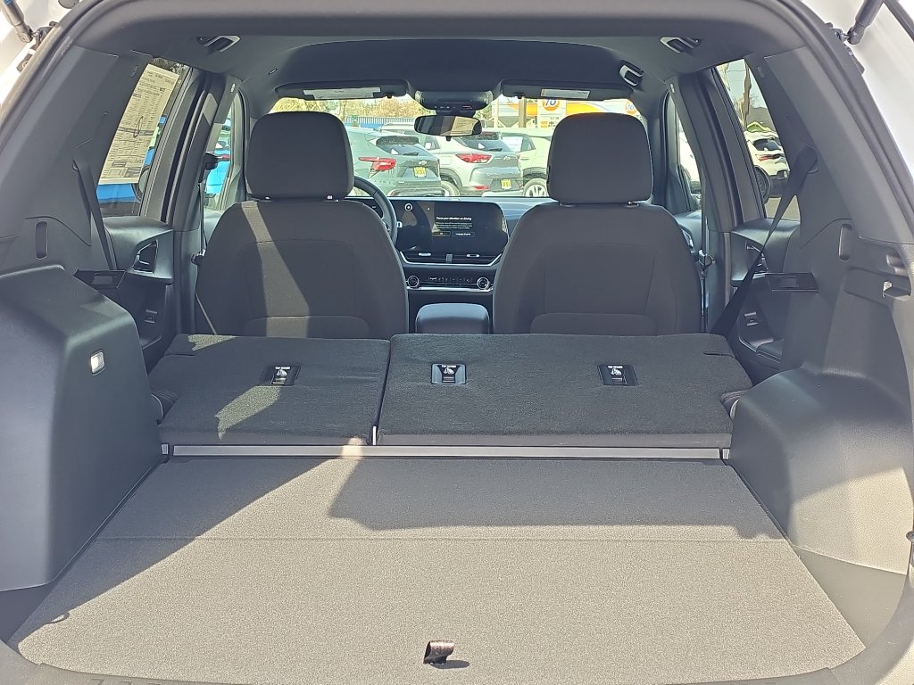 New 2026 Chevrolet Equinox LT w/ Midnight Edition AWD/4WD image 10