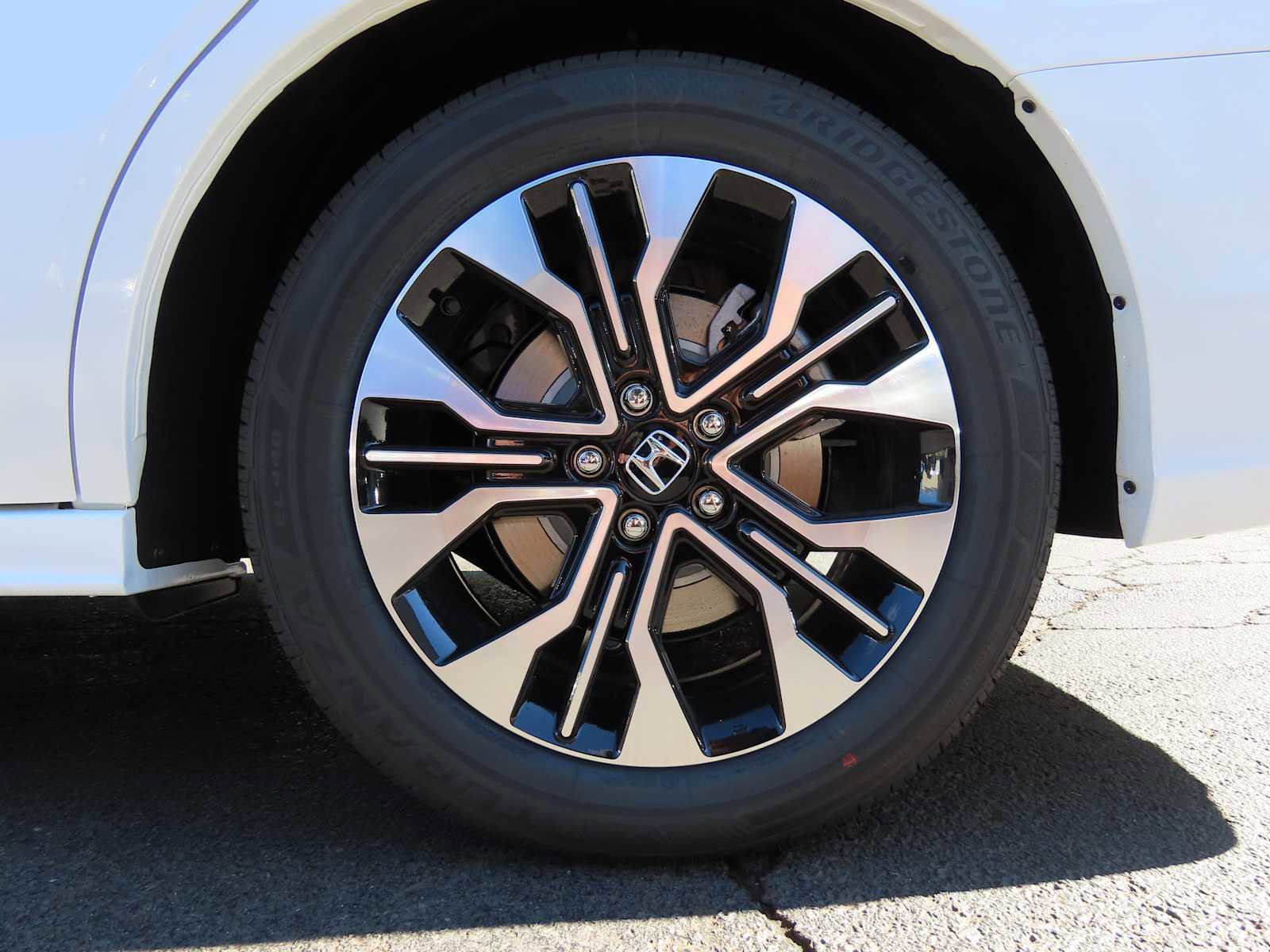 New 2026 Honda Odyssey Elite image 9