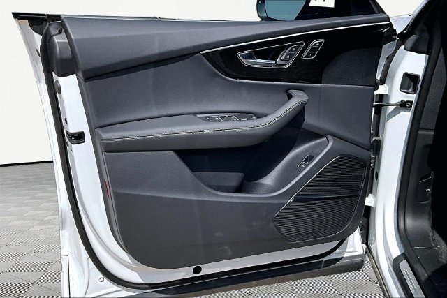 New 2026 Audi Q8 Premium Plus AWD/4WD image 18