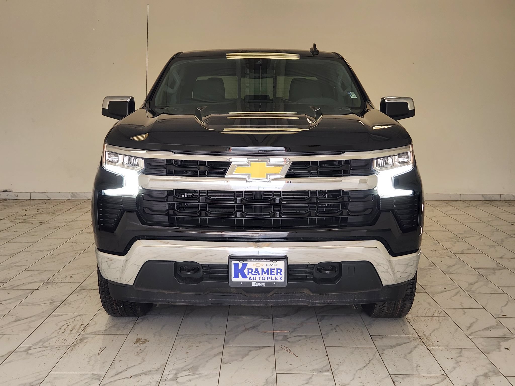 New 2026 Chevrolet Silverado 1500 LT w/ Z71 Off-Road Package AWD/4WD image 2