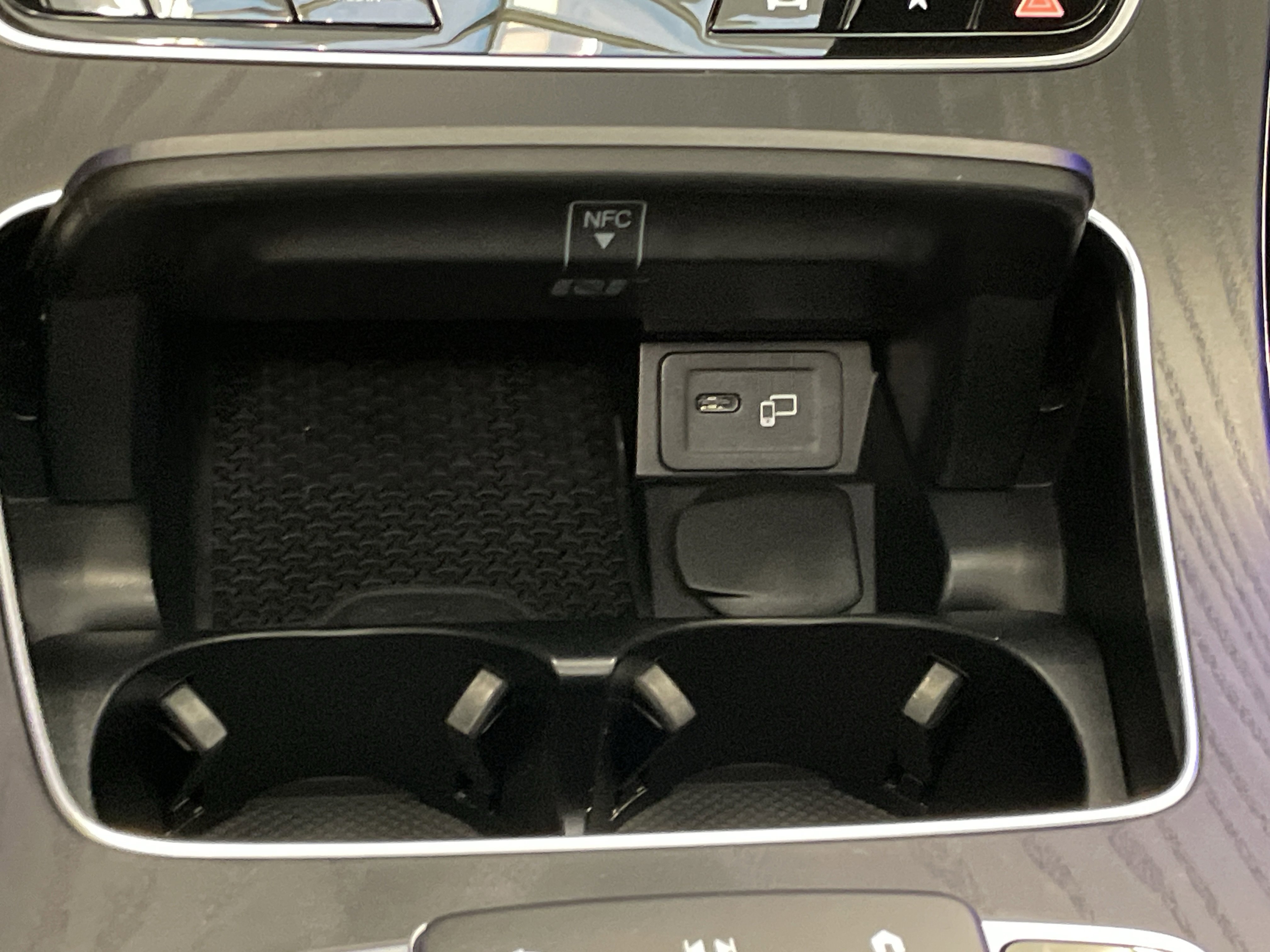 Certified 2022 Mercedes-Benz CLS 450 4MATIC w/ Premium Package image 33