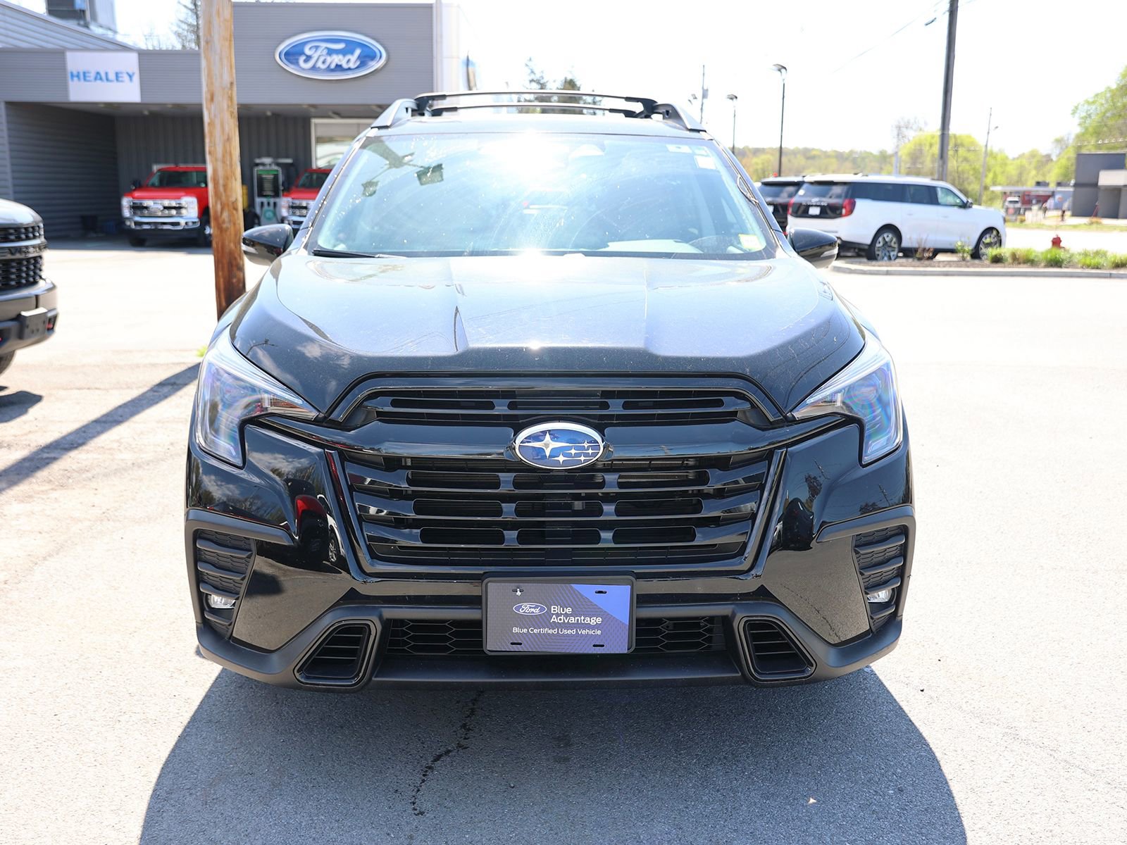 Used 2023 Subaru Ascent Onyx Edition AWD/4WD image 2