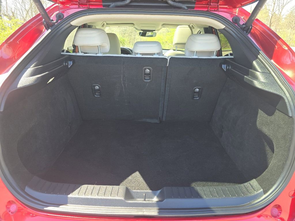 Used 2023 MAZDA CX-30 AWD 2.5 S w/ Premium Package image 18