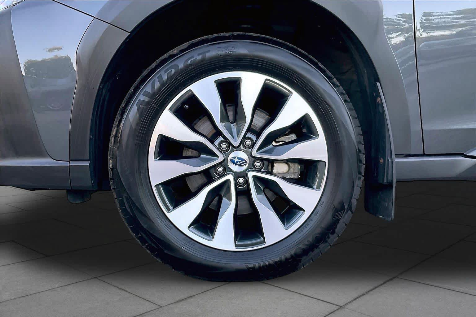 Used 2024 Subaru Outback Touring XT AWD/4WD image 10