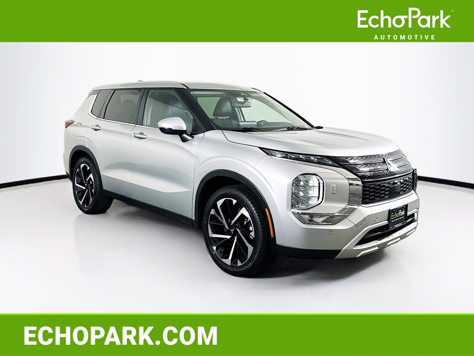 Used 2024 Mitsubishi Outlander SE