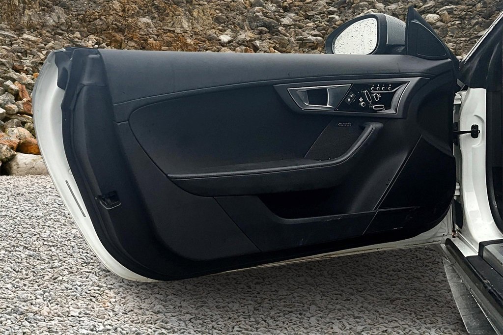 Used 2017 Jaguar F-TYPE S image 22