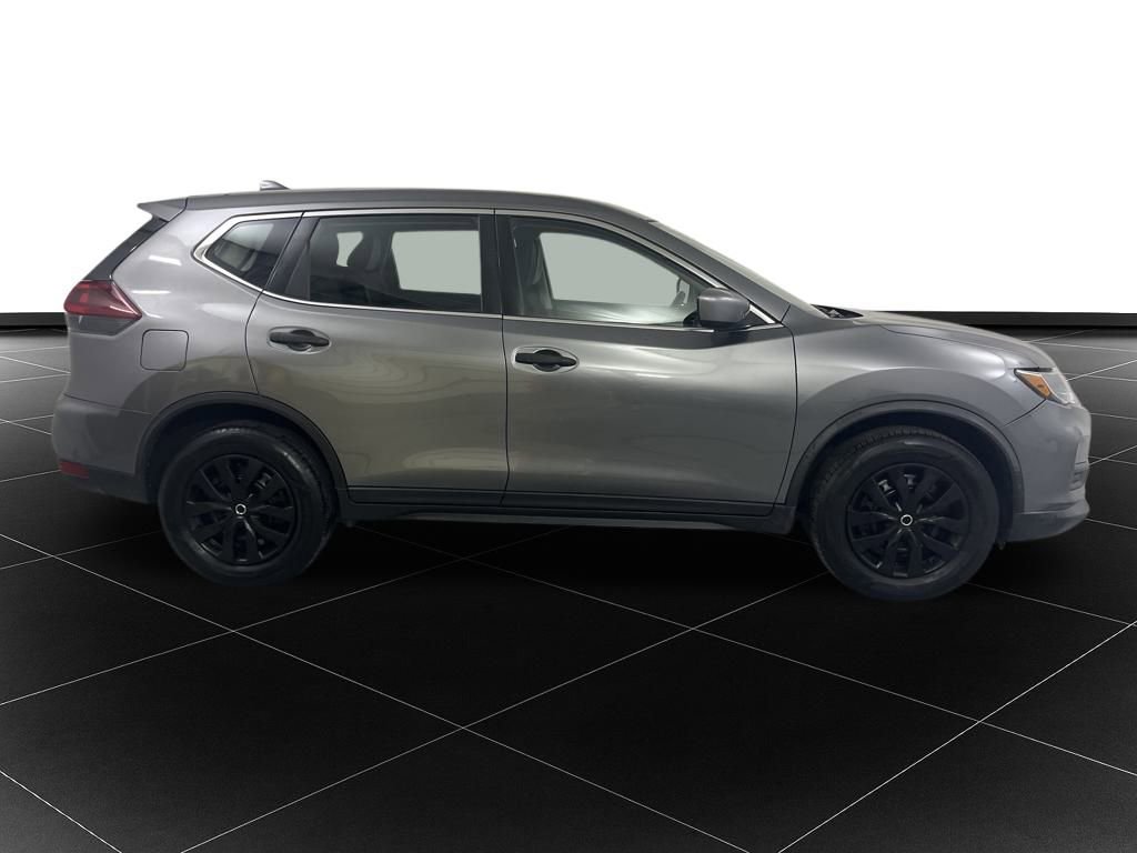 Used 2019 Nissan Rogue S image 6