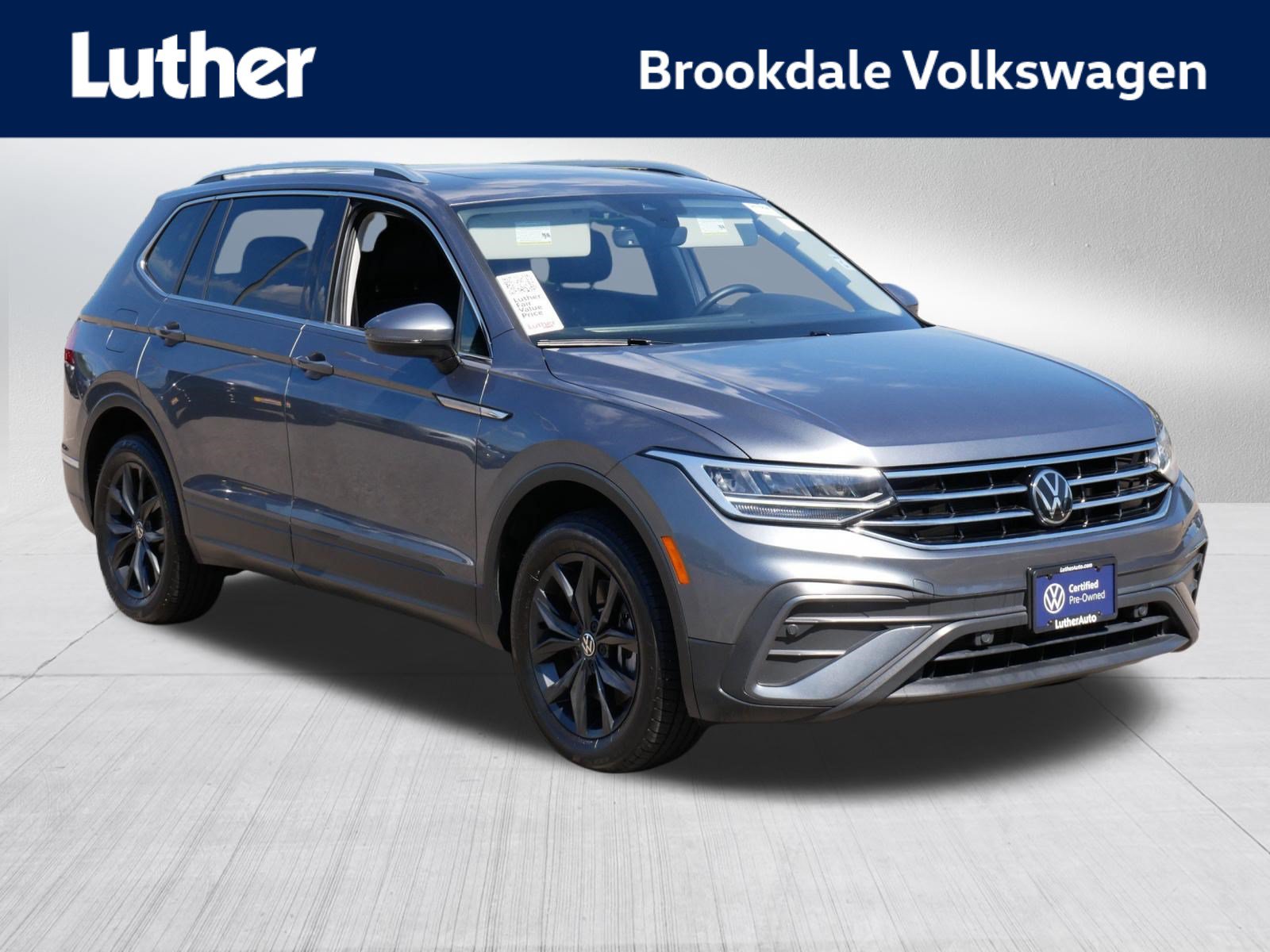 Certified 2024 Volkswagen Tiguan SE w/ Panoramic Sunroof Package