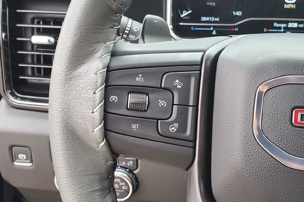 Used 2025 GMC Sierra 1500 AT4 w/ AT4 Premium Package AWD/4WD image 13