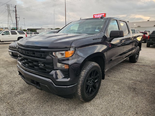 Used 2022 Chevrolet Silverado 1500 Custom w/ LPO, Dark Essentials Package AWD/4WD image 3