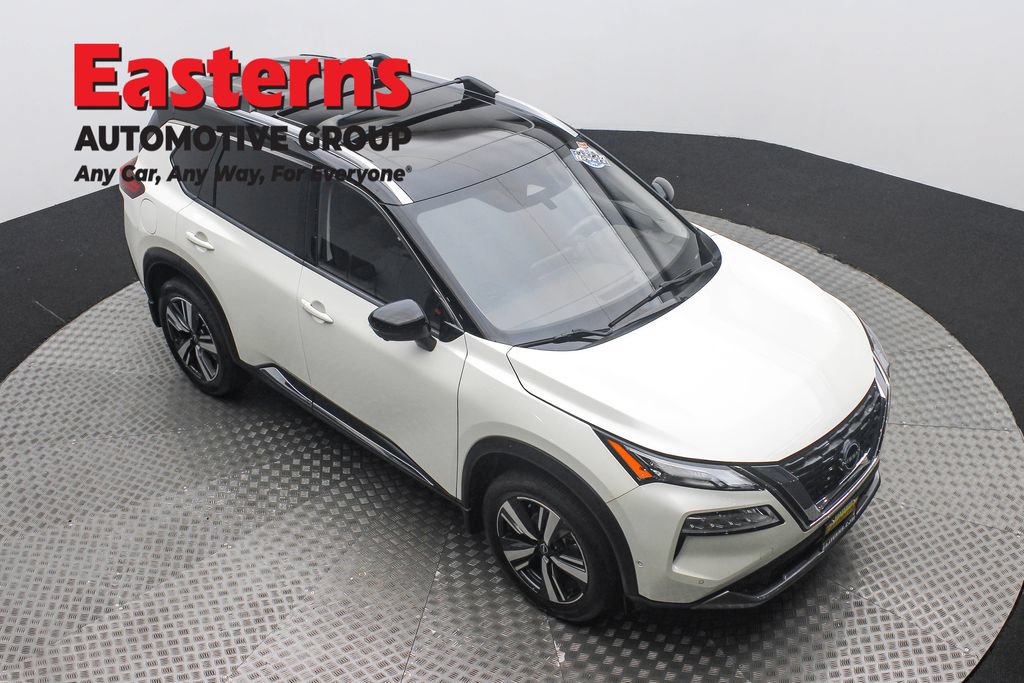 Used 2023 Nissan Rogue SL w/ SL Premium Package AWD/4WD image 3