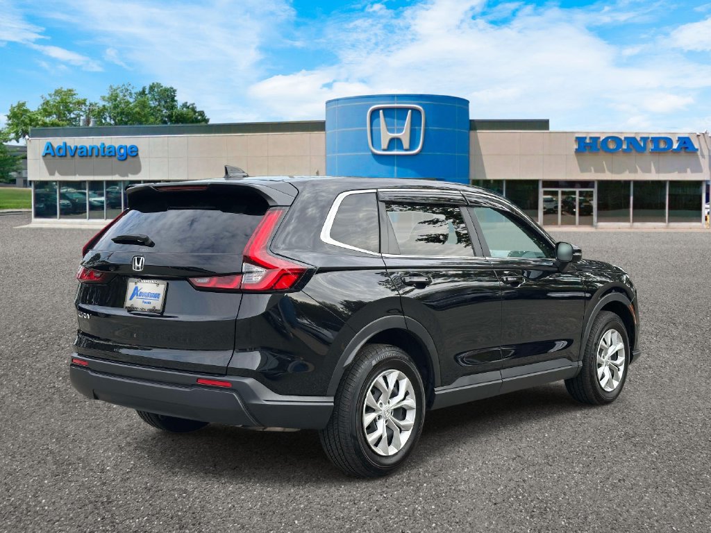 Used 2025 Honda CR-V LX image 5