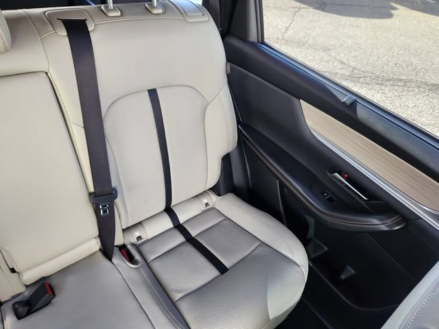 Certified 2024 MAZDA CX-90 Plug-In Hybrid w/ Preferred AWD/4WD image 18