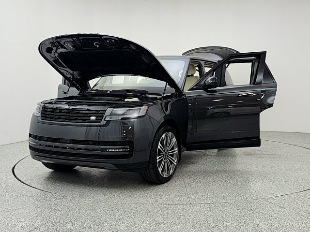 New 2026 Land Rover Range Rover SE AWD/4WD image 9
