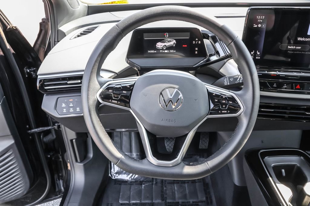 Certified 2023 Volkswagen ID.4 Pro S Plus image 21