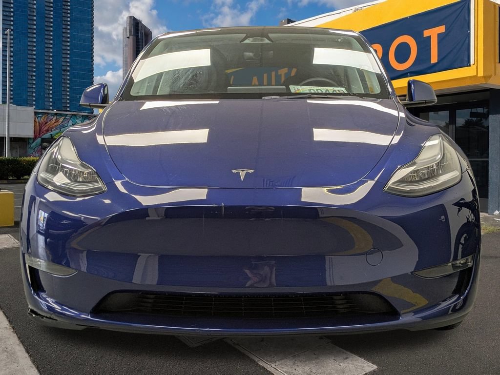 Used 2023 Tesla Model Y AWD image 2