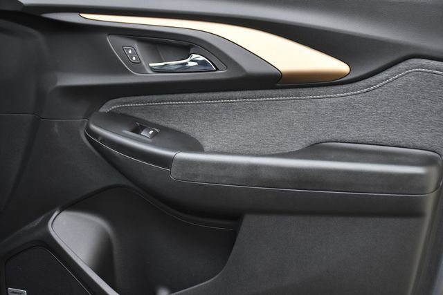 Used 2021 Chevrolet TrailBlazer ACTIV w/ Sun and Liftgate Package image 31