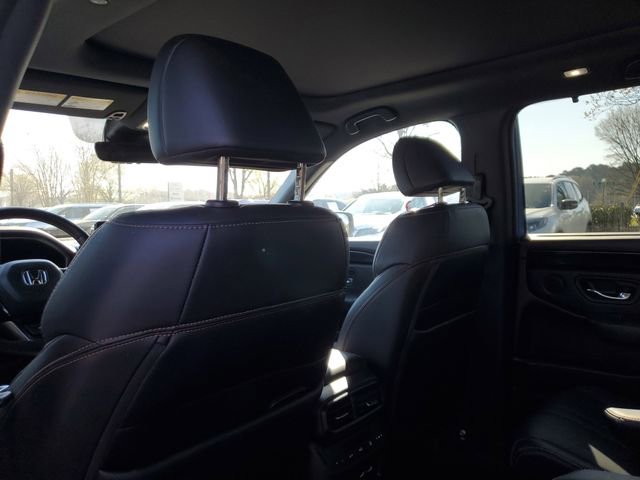 Used 2023 Honda Pilot TrailSport image 11