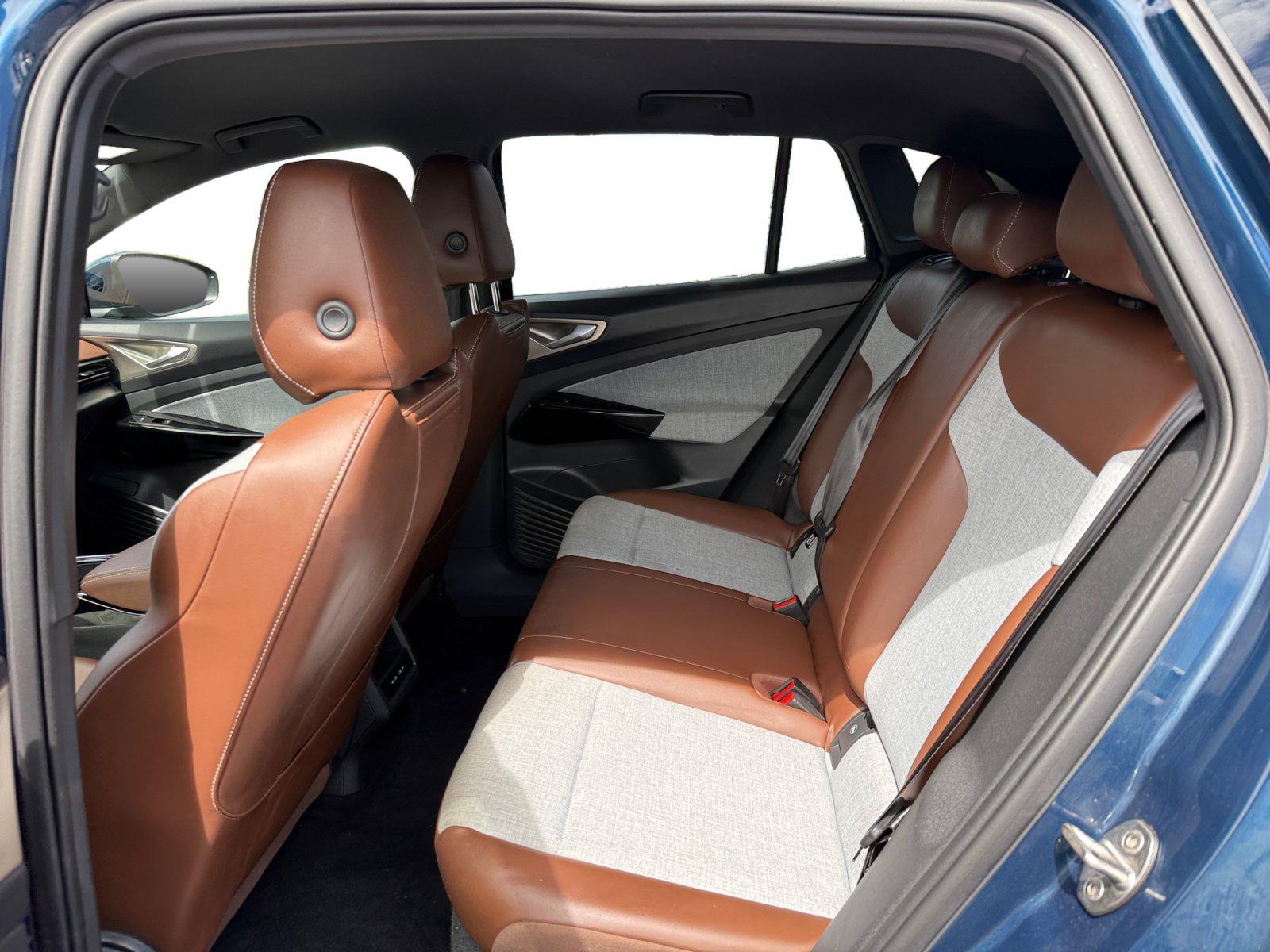 Certified 2023 Volkswagen ID.4 Pro RWD image 16