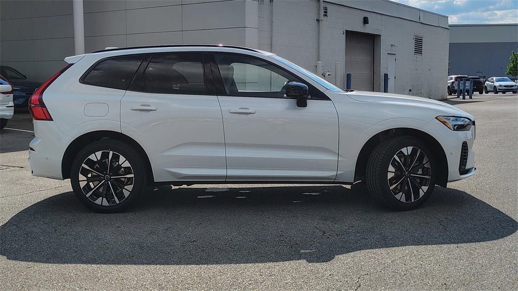 New 2026 Volvo XC60 T8 Plus w/ Protection Package Premier image 2