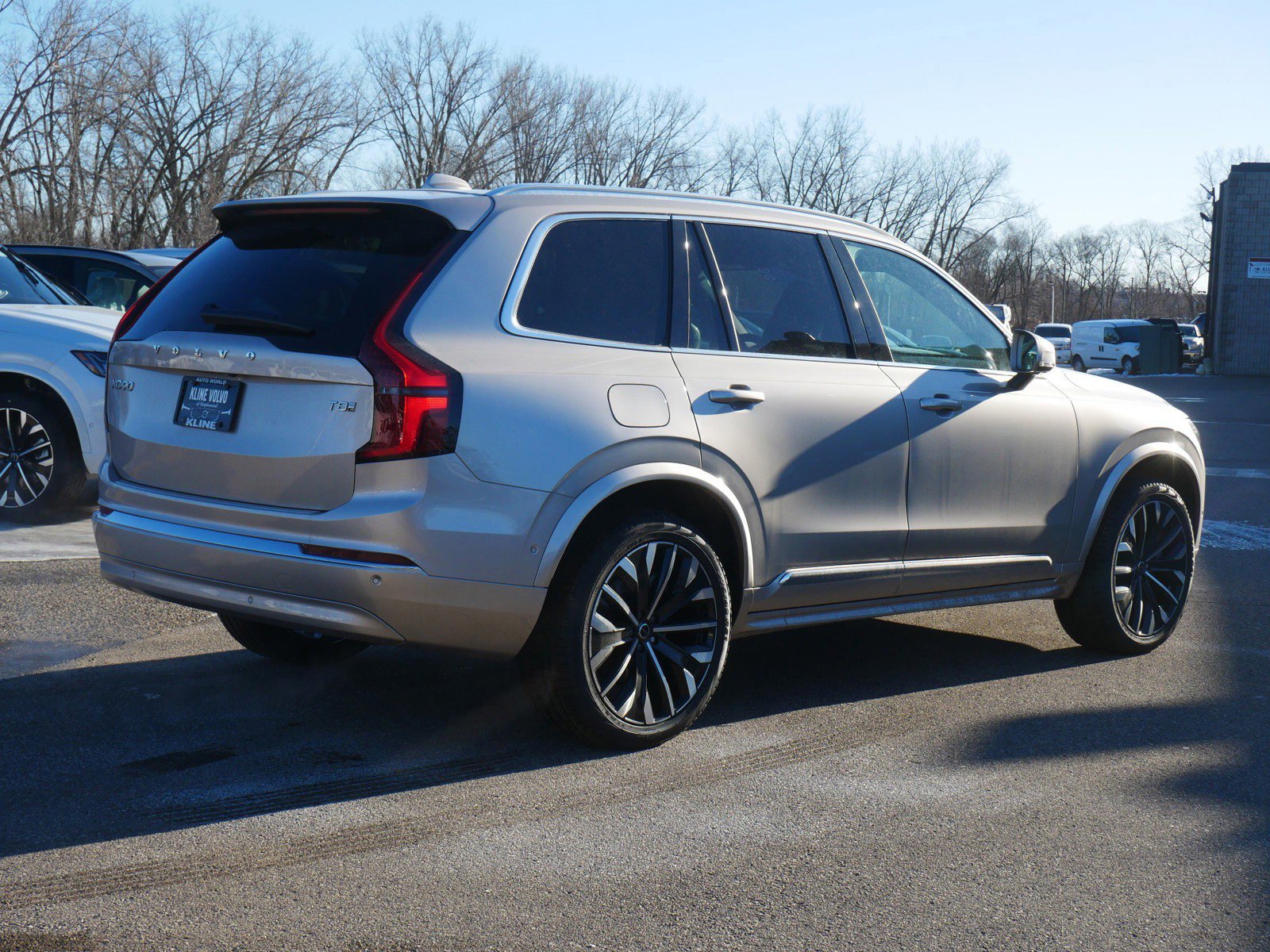 New 2026 Volvo XC90 T8 Plus w/ Protection Package Premier image 3