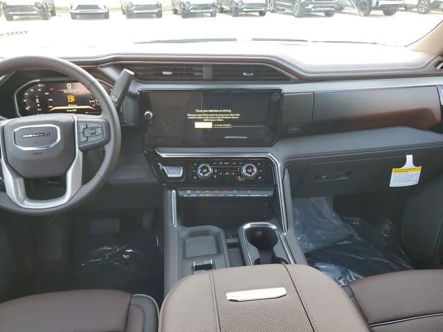 New 2026 GMC Sierra 2500 Denali w/ Denali Reserve Package image 15