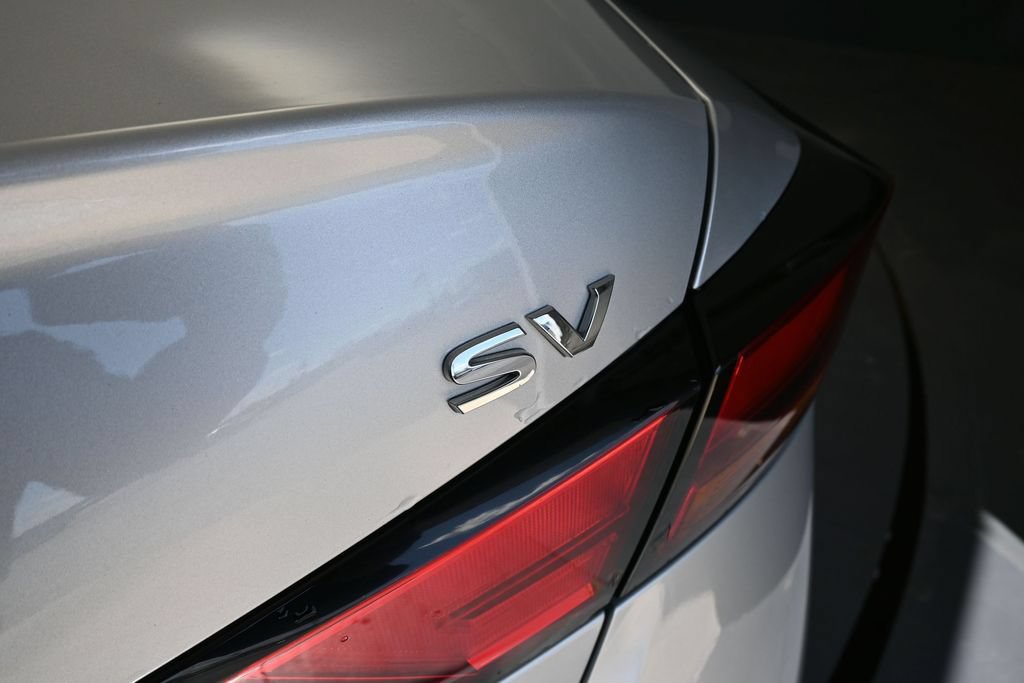 Used 2020 Nissan Altima 2.5 SV FWD image 18