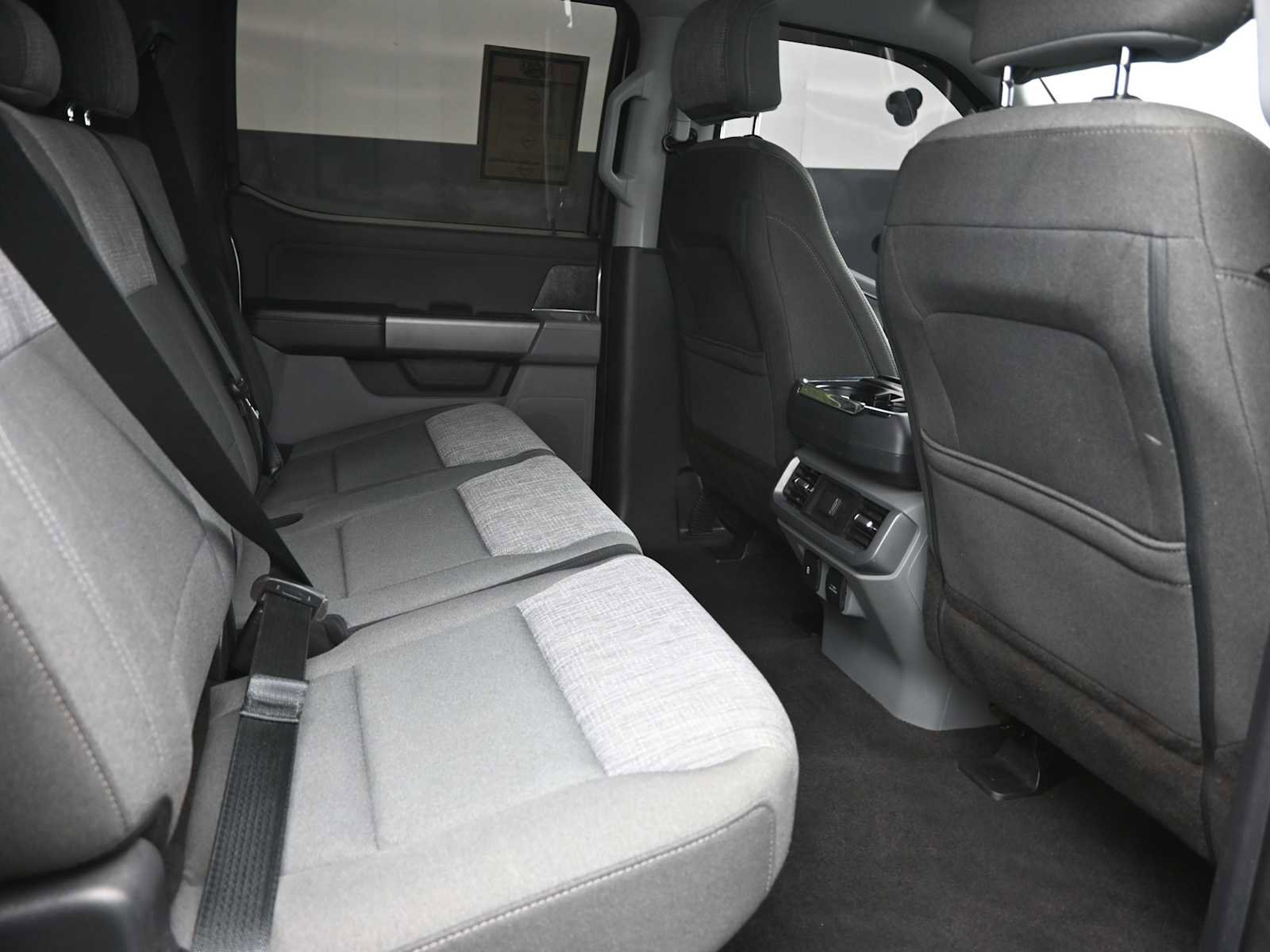 Used 2021 Ford F150 XLT w/ Equipment Group 302A High image 17