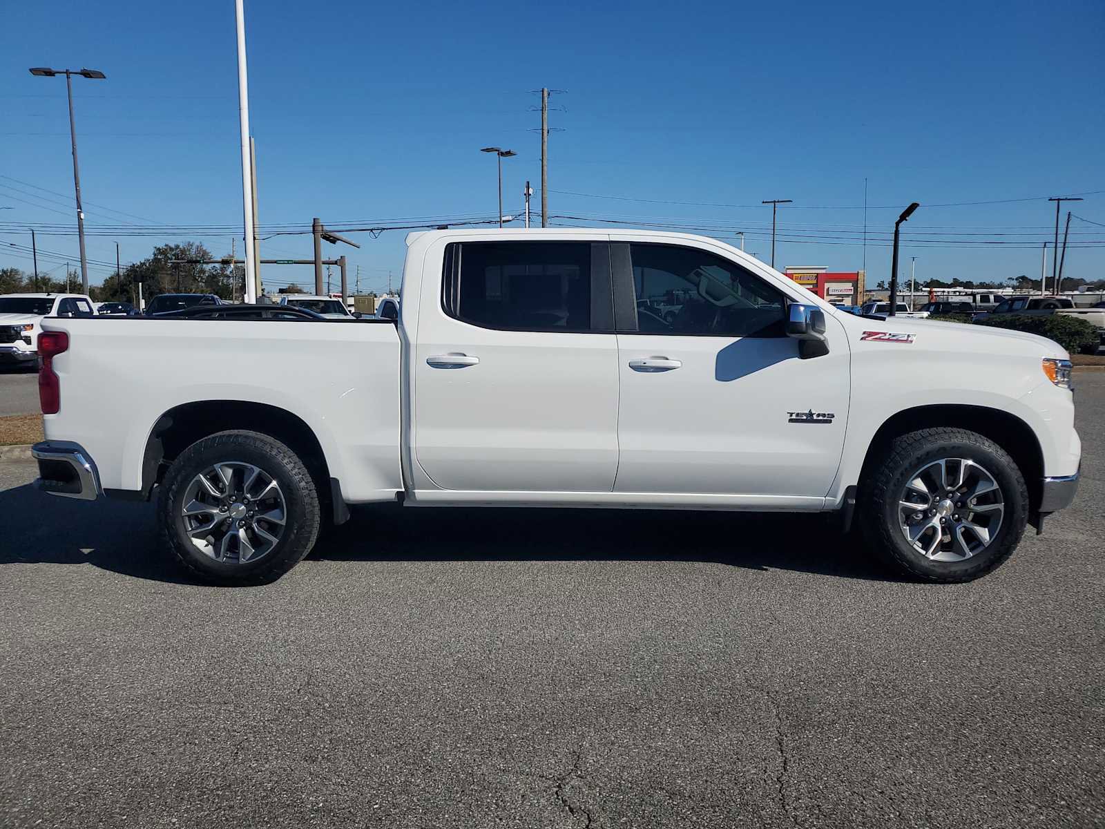 Certified 2025 Chevrolet Silverado 1500 LT image 7