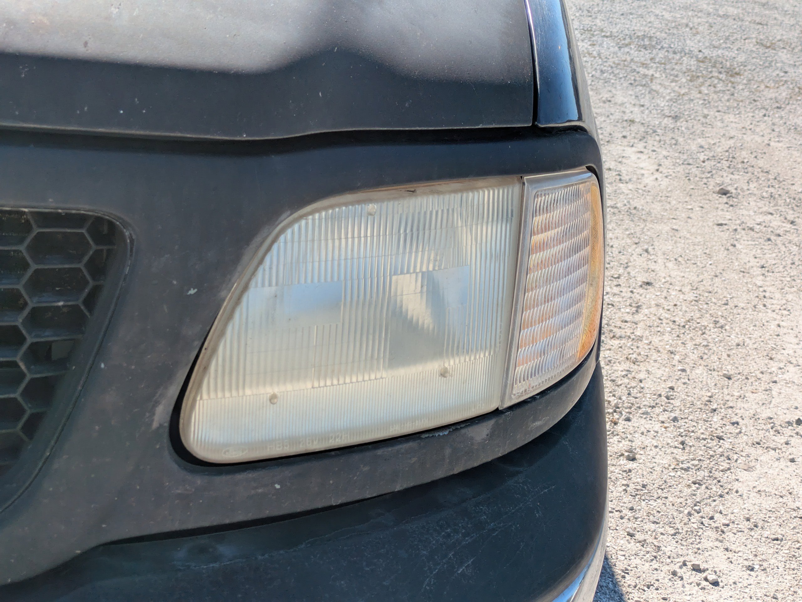 Used 2000 Ford F150 XL image 10