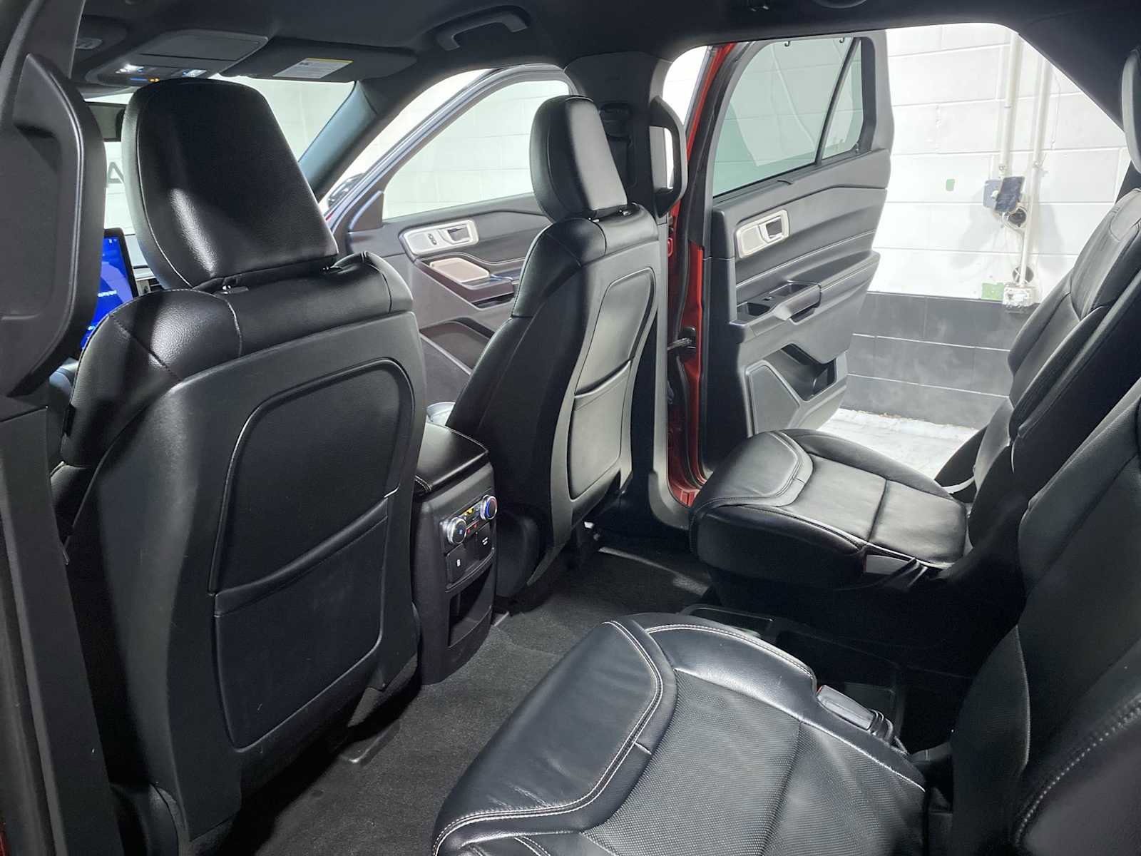 Used 2020 Ford Explorer ST w/ Premium Technology Package image 12