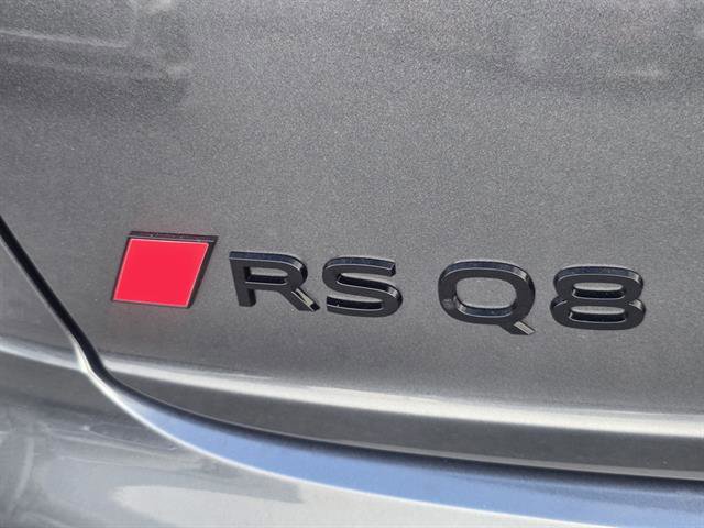 New 2025 Audi RS Q8 performance image 30