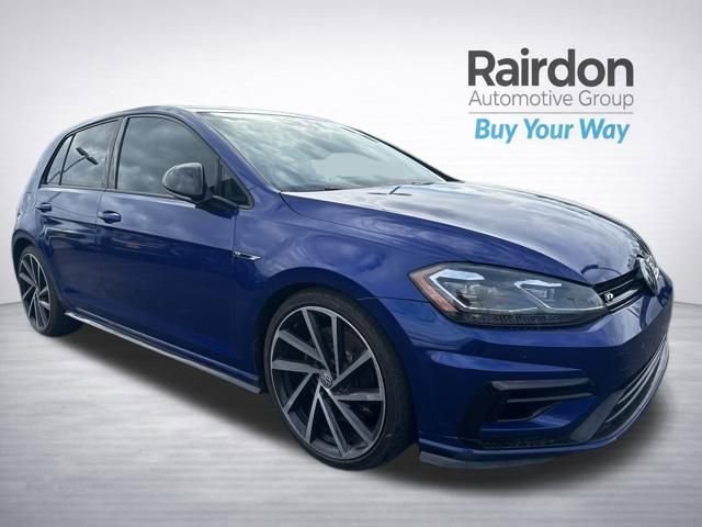 Used 2018 Volkswagen Golf R 4-Door image 1