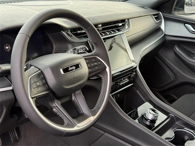 New 2025 Jeep Grand Cherokee Laredo X image 20