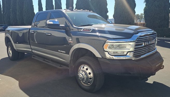 Used 2022 RAM 3500 Laramie AWD/4WD image 4